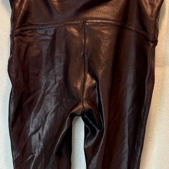 SPANX Faux Leather-Look High Waist Leggings Black - Picture 2 of 7
